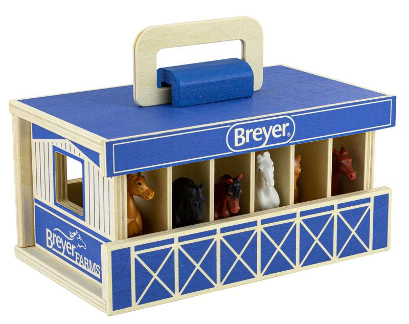 Breyer Farms - Wooden Carry Case With 6 Horses